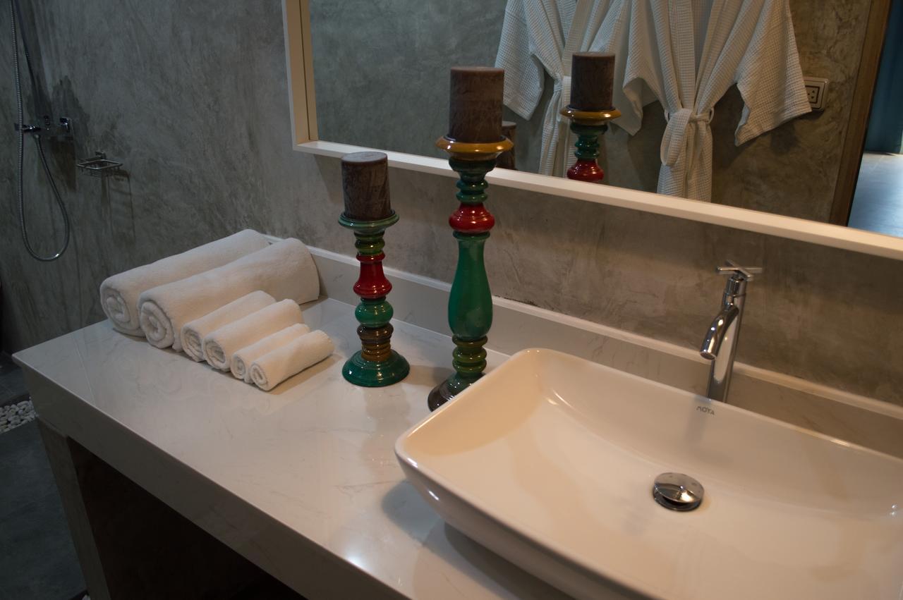 Kata On Sea By Bgb Villas Karon المظهر الخارجي الصورة